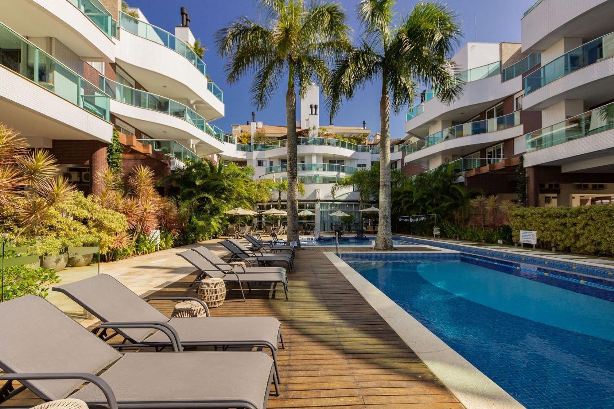 Boulevard 224D - Excelente Apartamento Em Condominio De Luxo No Centro De Bombinhas - Piscina - Jacuzzi - Academia - Portaria 24H. Ngoại thất bức ảnh