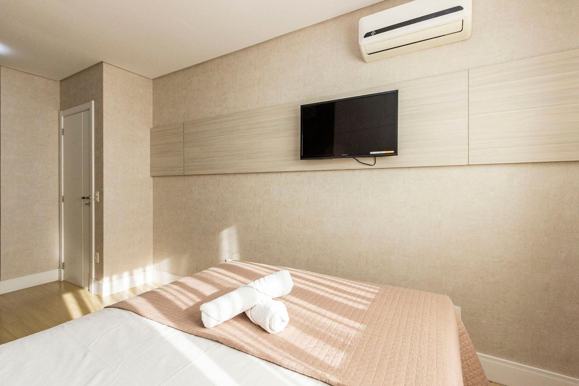 Boulevard 224D - Excelente Apartamento Em Condominio De Luxo No Centro De Bombinhas - Piscina - Jacuzzi - Academia - Portaria 24H. Ngoại thất bức ảnh