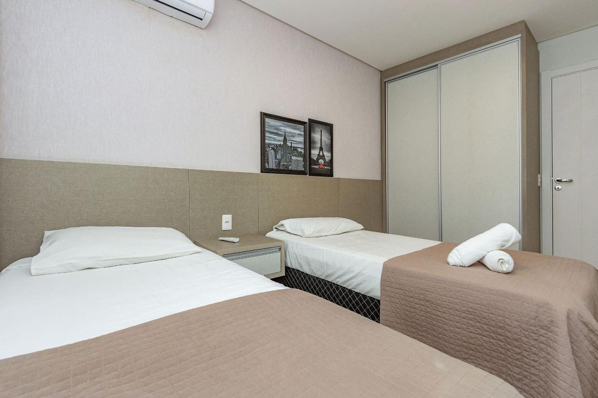 Boulevard 224D - Excelente Apartamento Em Condominio De Luxo No Centro De Bombinhas - Piscina - Jacuzzi - Academia - Portaria 24H. Ngoại thất bức ảnh