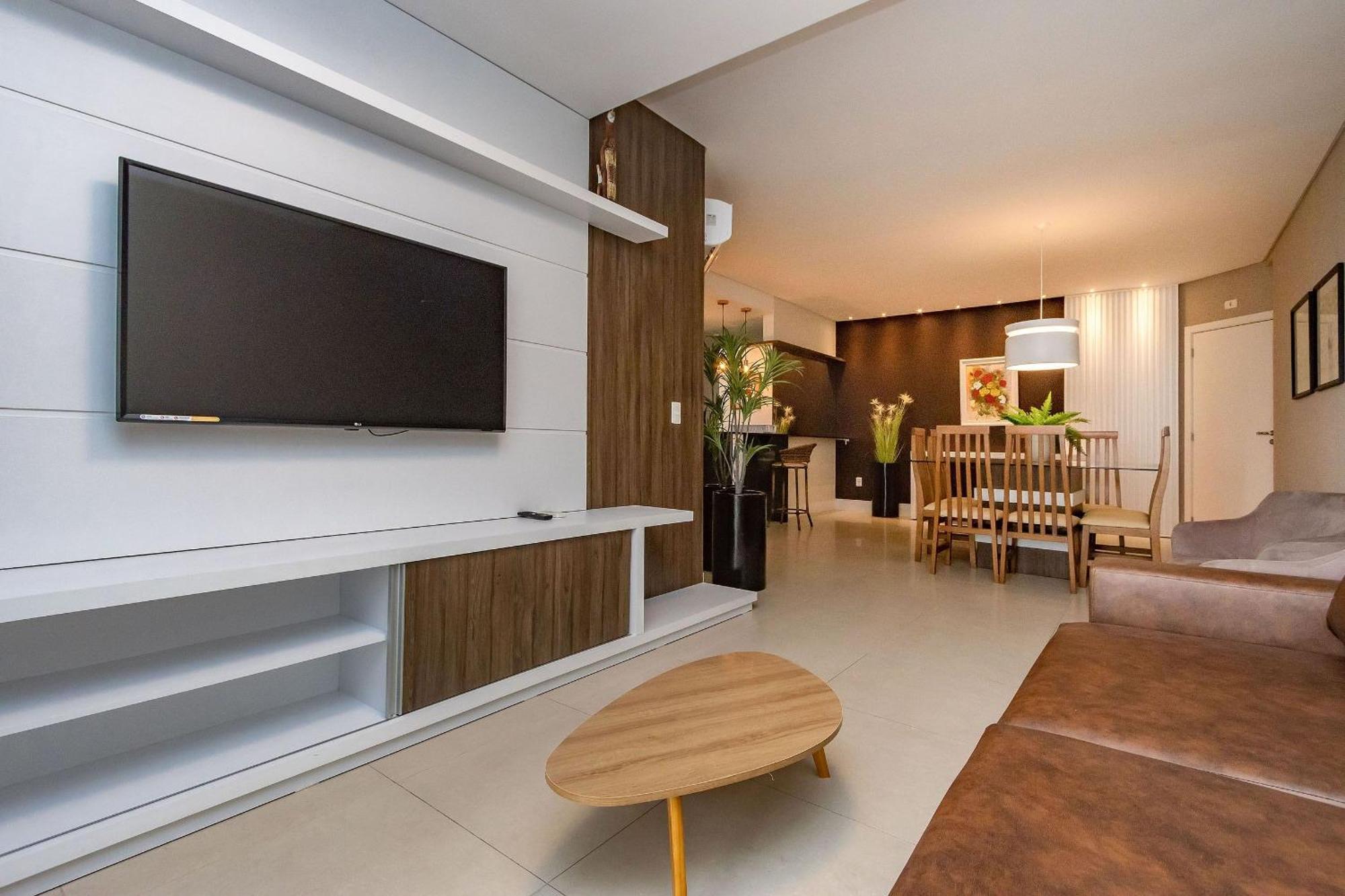 Boulevard 224D - Excelente Apartamento Em Condominio De Luxo No Centro De Bombinhas - Piscina - Jacuzzi - Academia - Portaria 24H. Ngoại thất bức ảnh